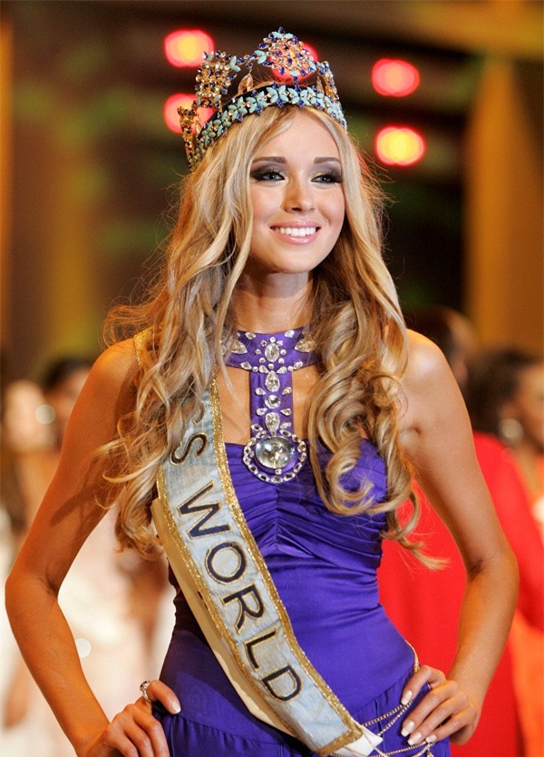 Ksenia Sukhinova đăng quang Hoa hậu Thế giới 2008