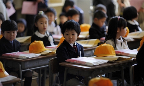Nhật Bản đạt tỉ lệ học sinh đến trường cao nhất thế giới.