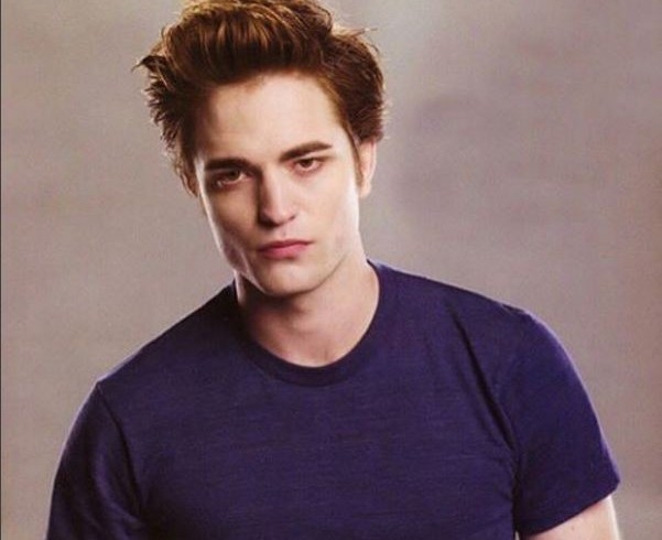 Robert Pattinson, hình mẫu lý tưởng của biết bao thiếu nữ từ khi anh đóng vai chính trong phim Chạng vạng cho đến nay