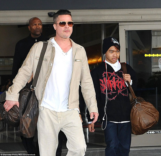 Brad Pitt và cậu con trai Maddox