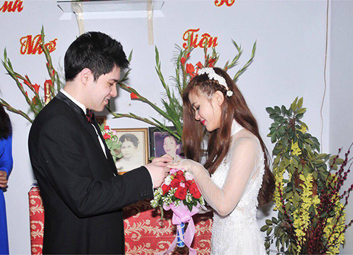 Josh và Thúy An tổ chức đám cưới tại Việt Nam sau 3 tháng quen biết