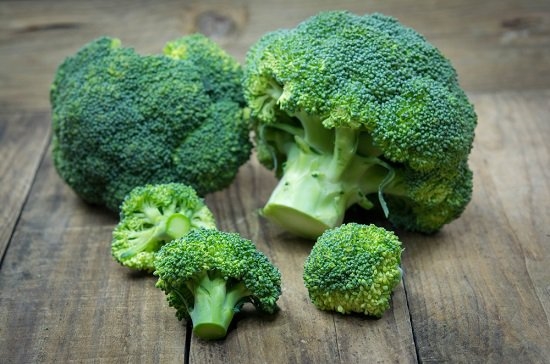 Bông cải xanh giúp giải phóng estrogen dư thừa trong gan.