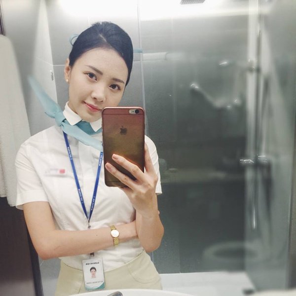 Hiện Ngọc Châm đang là tiếp viên tại hãng hàng không quốc gia Hàn Quốc – Korean Air