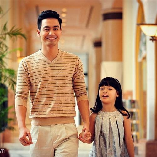 Không ít người phải ghen tị với gia đình hạnh phúc của MC Phan Anh.