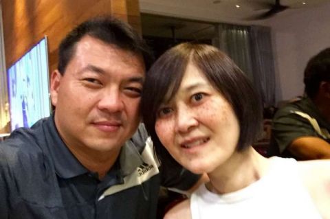 Hai vợ chồng cô Christine Chia và chú Simon Ong