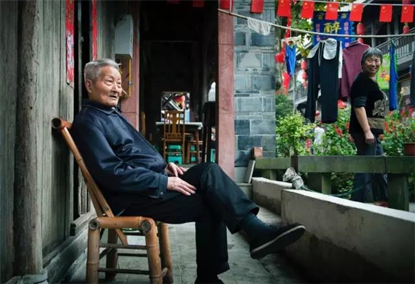 Cụ Ye Shuanghua 92 tuổi.