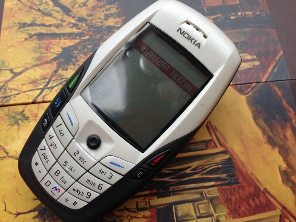 Nokia 6600 ra mắt năm 2003 và bán được 150 triệu máy, xếp ở vị trí số 6