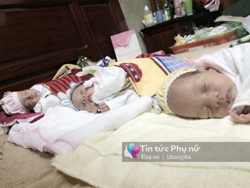Chị Huế sinh 3 con bằng phương pháp sinh mổ khi các bé nằm nguyên trong bọc ối - trường hợp hy hữu tại Việt Nam.