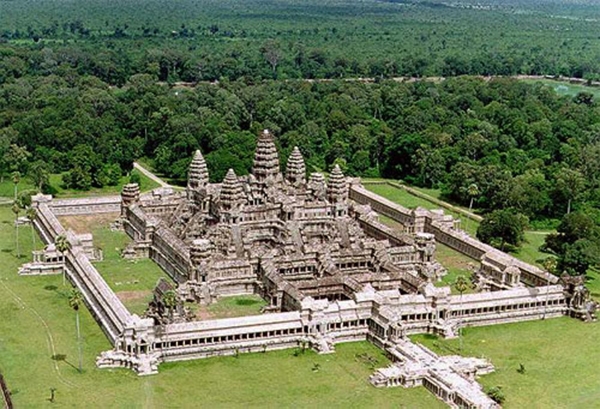 Đền Angkor Wat ở Campuchia