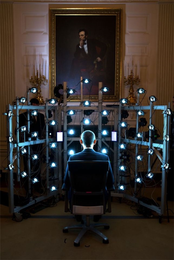 Obama ngồi im để chụp ảnh chân dung 3D tại Bảo tàng Smithsonian