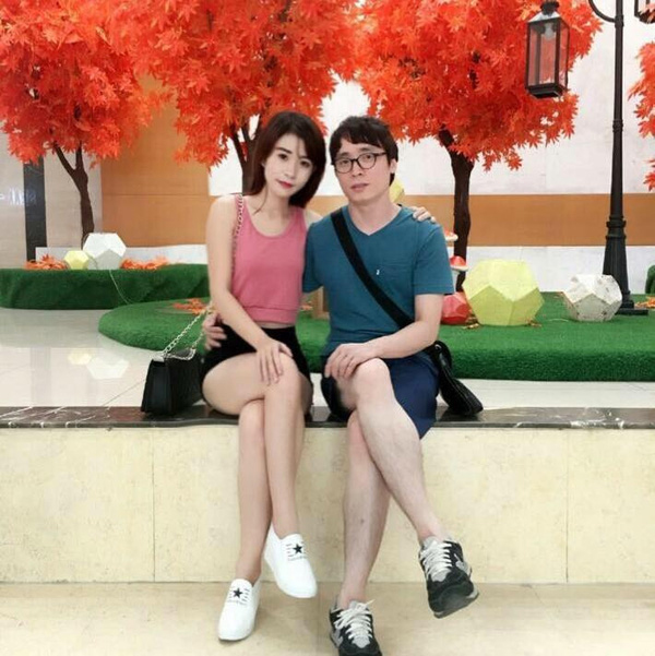 Cặp đôi trai Hàn - gái Việt xứng đôi vừa lứa. 
