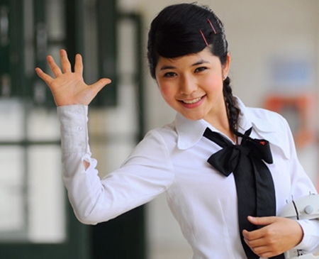 Lala Mai Chi là hotgirl được yêu thích nhất sau Bộ tứ 10A8.